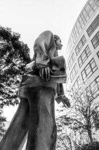 サラリーマンのNISA年間投資額を増やすための効果的な方法は？