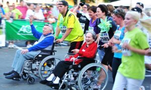 老後に必要な月いくらの生活費はどのくらい？