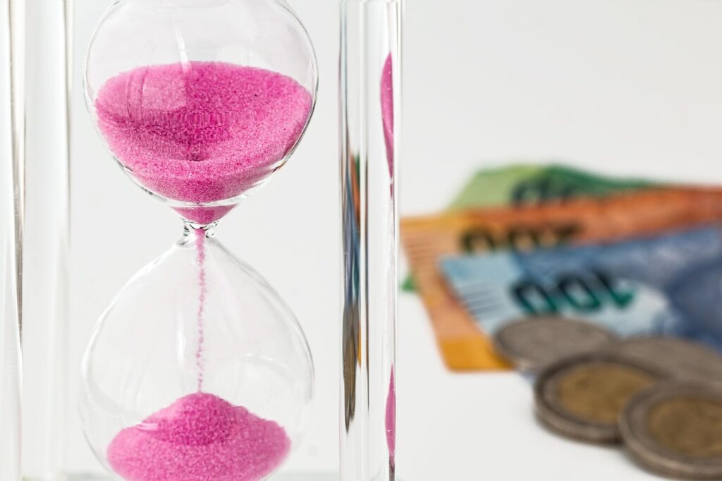 新NISAだけで老後資金を準備するには毎月いくら必要？